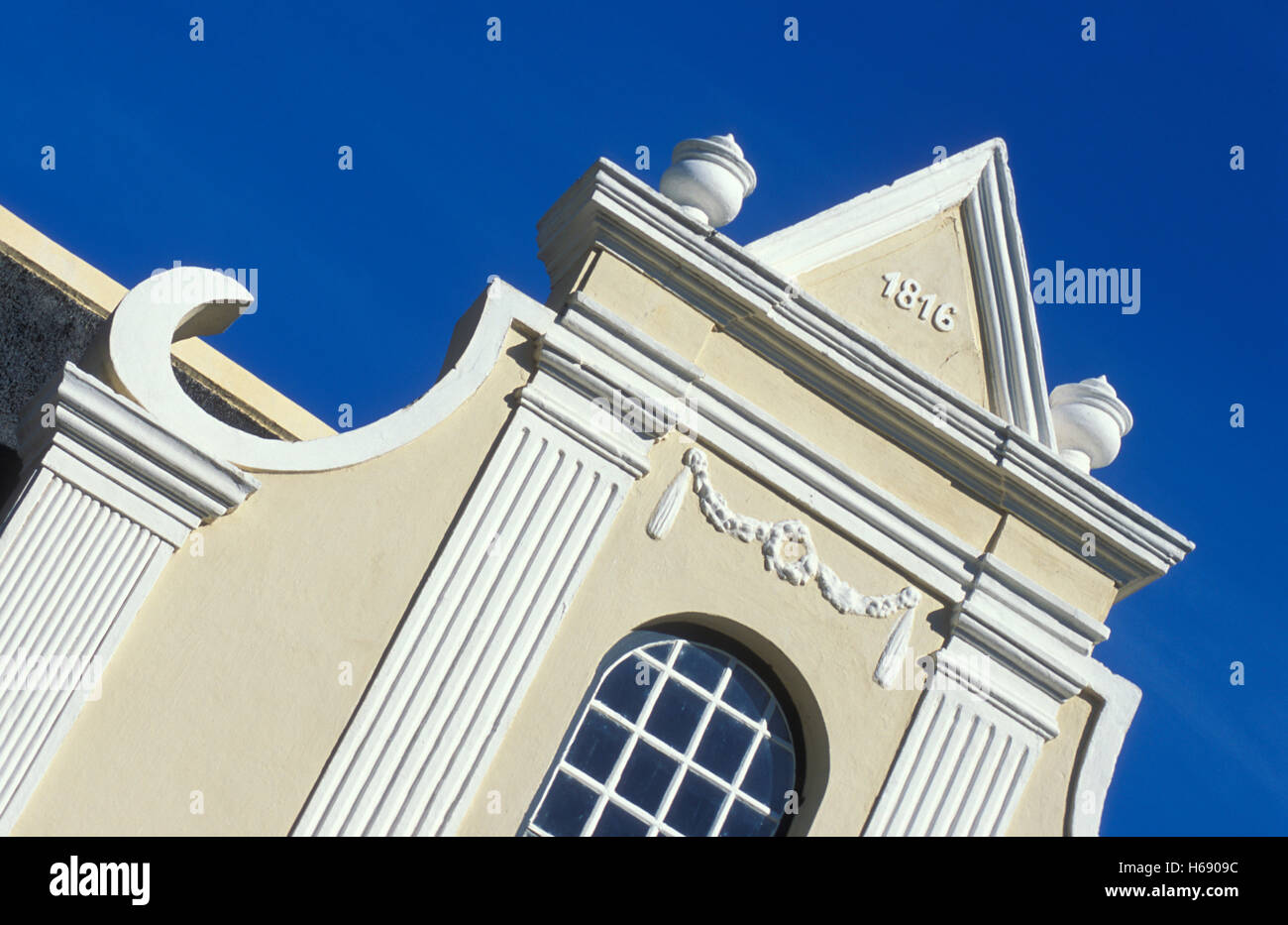 Vergelegen library, wine estate, CapeDutch architecture, Wine Route