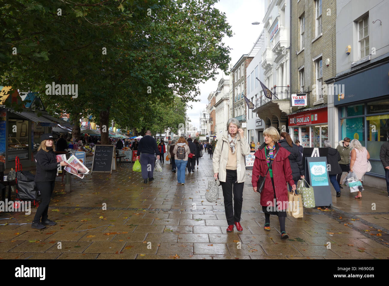 Shoppers in Norwich, Norfolk Stock Photo