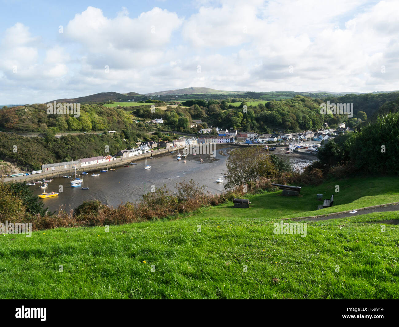 Fishguard lower town hires stock photography and images Alamy