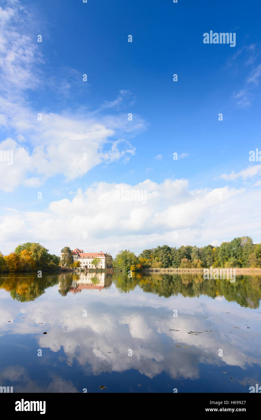 Hardegg Riegersburg castle, pond Oberer Teich, Waldviertel