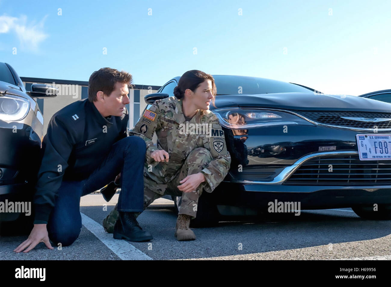 JACK REACHER : NEVER GO BACK 2016 Paramount Pictures film with Tom Cruise and Cobie Smulders Stock Photo