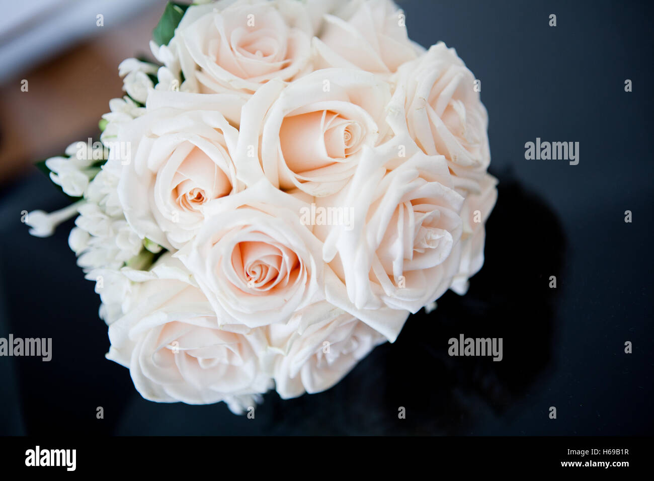 Wedding bouquet love Stock Photo - Alamy