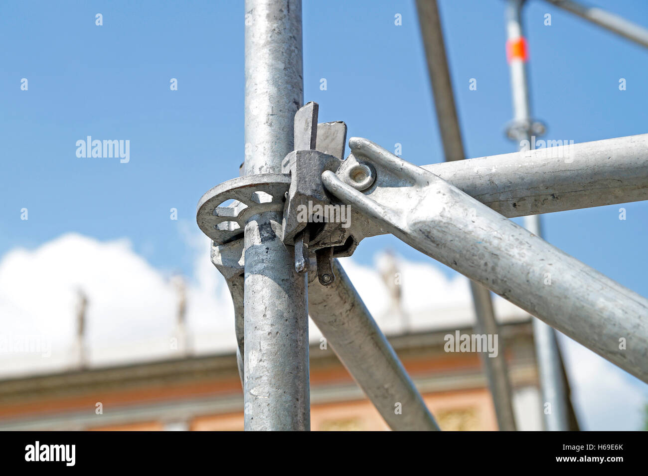 clamp scaffolding Stock Photo Alamy