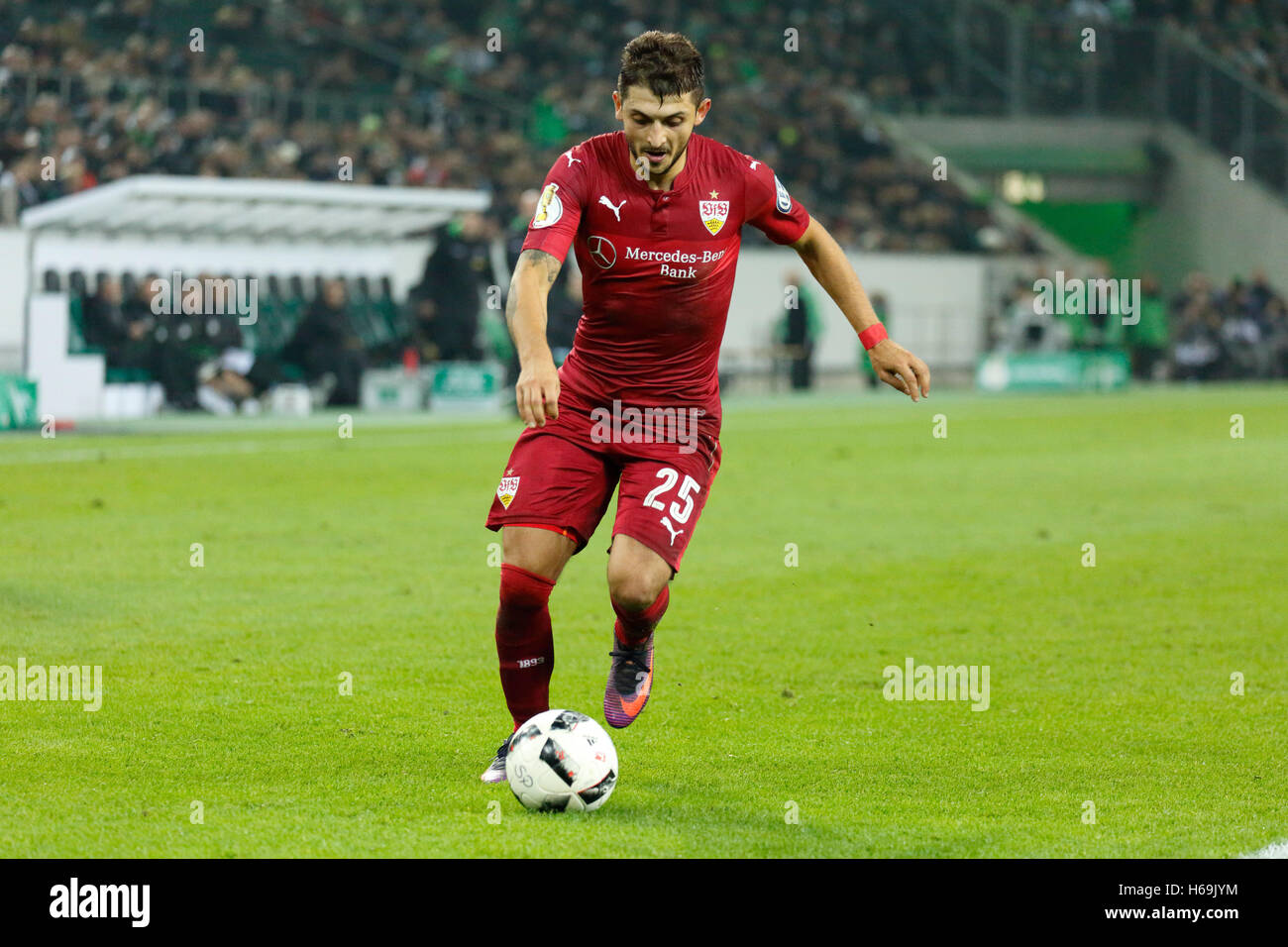 sports, football, DFB Cup, 2016/2017, Round 2, Borussia Moenchengladbach versus VfB Stuttgart 2:0, Stadium Borussia Park, scene of the match, Matthias Zimmermann (VfB) in ball possession Stock Photo