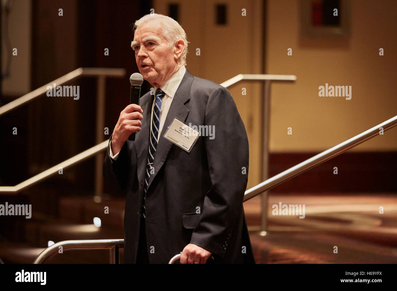 New York, United States. 25th Oct, 2016. Attendee, Alan Bain, World