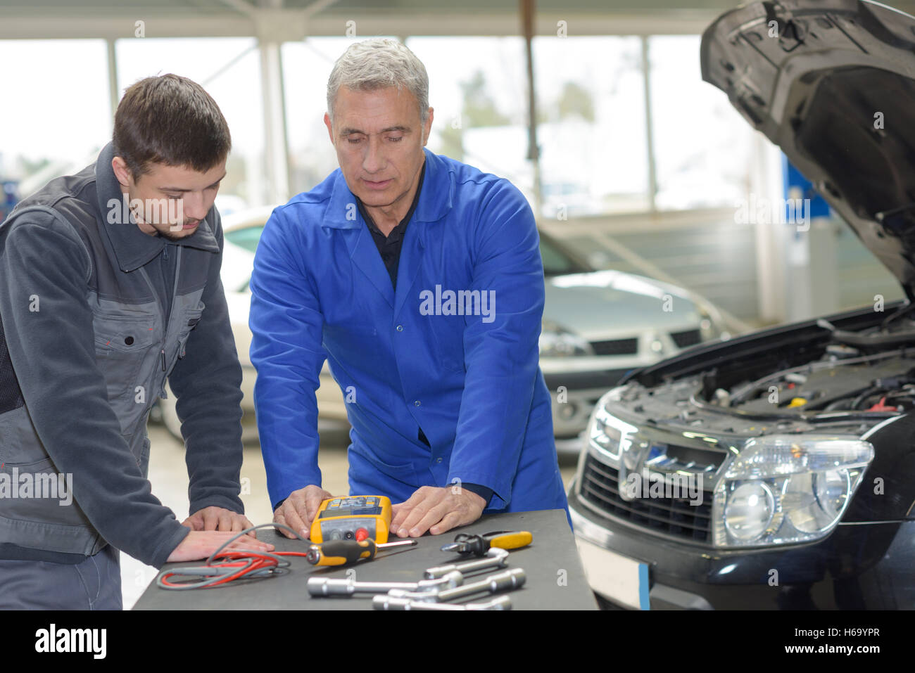 Apprenticeship apprenticeships hires stock photography and images Alamy