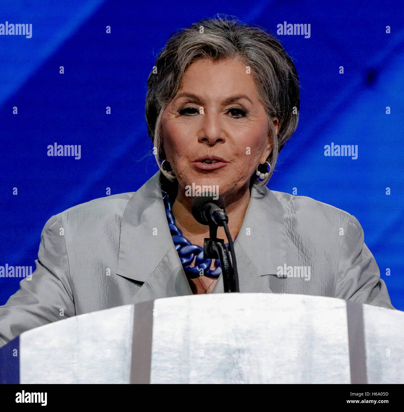 Senator Barbara Boxer (DCA) addresses the Democratic National