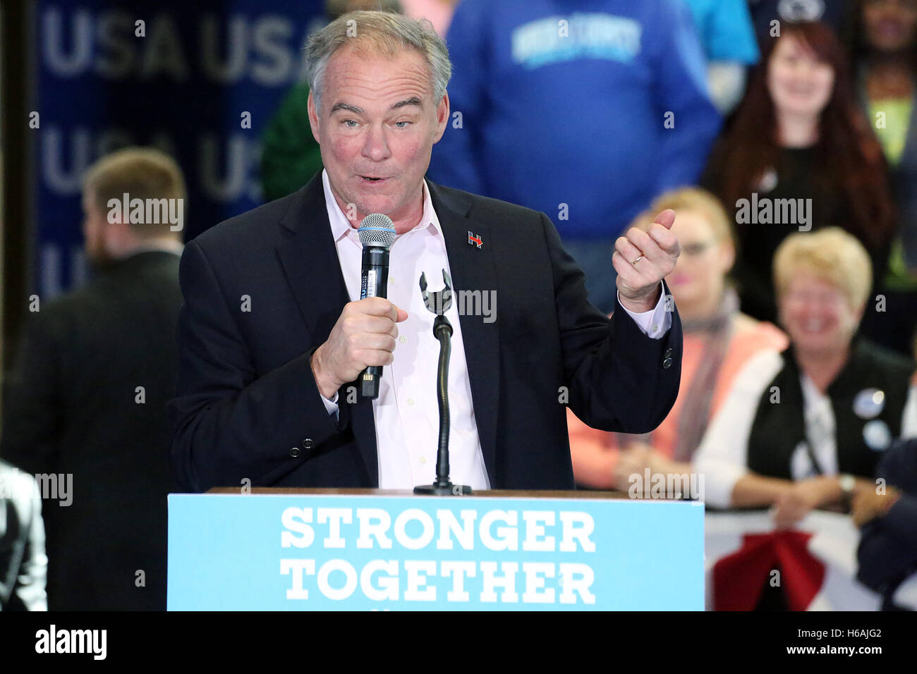 Newtown bucks county hires stock photography and images Alamy