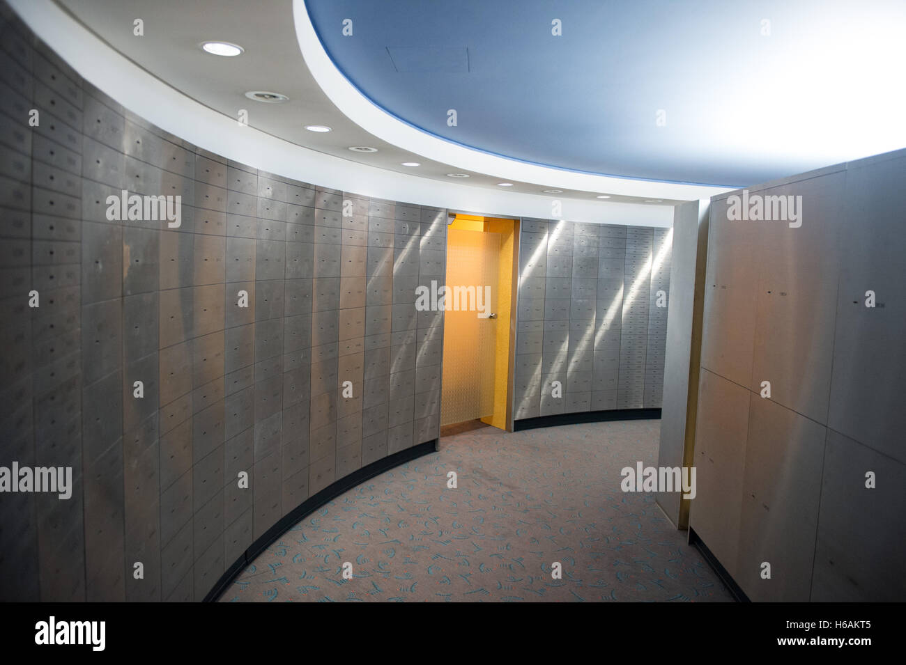 ILLUSTRATION Numerous safe deposit boxes of the Sparkasse can be seen in a bank branch in