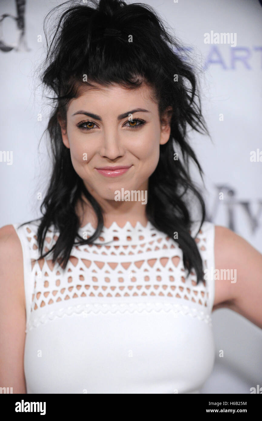 Briana cuoco hi-res stock photography and images - Alamy