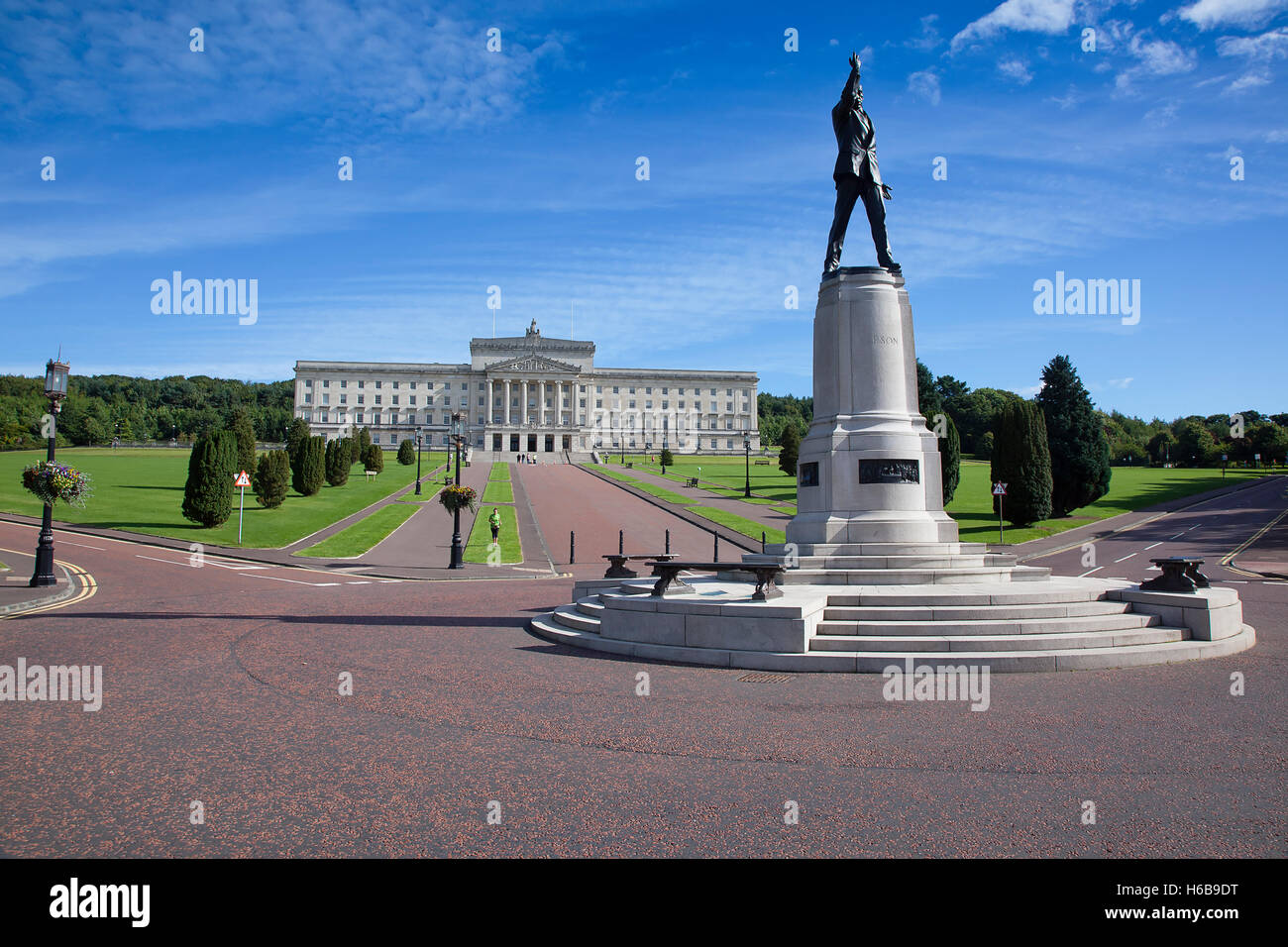 Ireland, North, Belfast, Stormont assembly building with statue of Lord