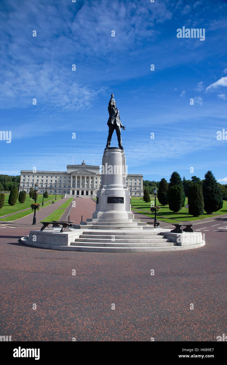 Ireland, North, Belfast, Stormont assembly building with statue of Lord