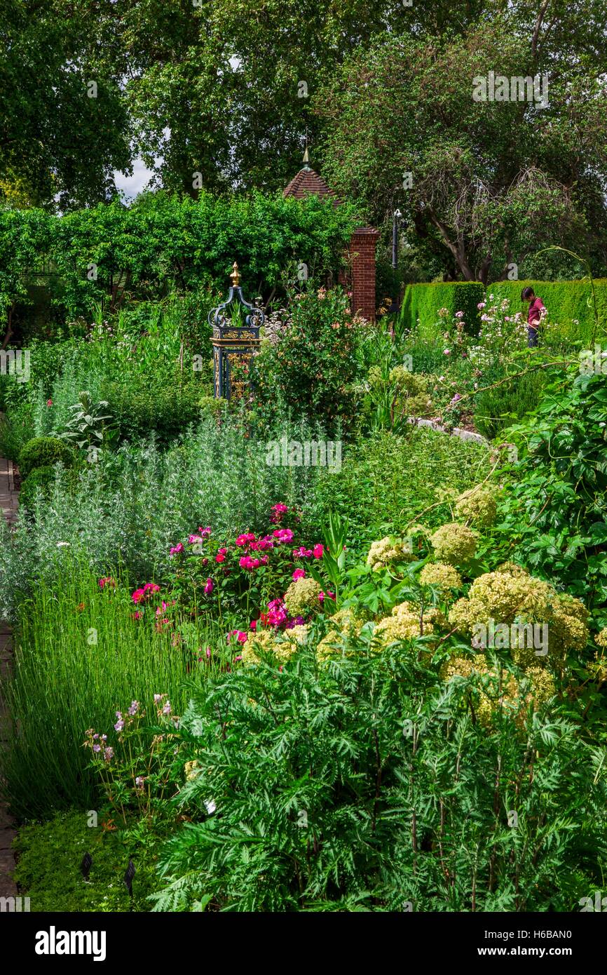 Kew Gardens. Garden Queen's Garden Stock Photo Alamy