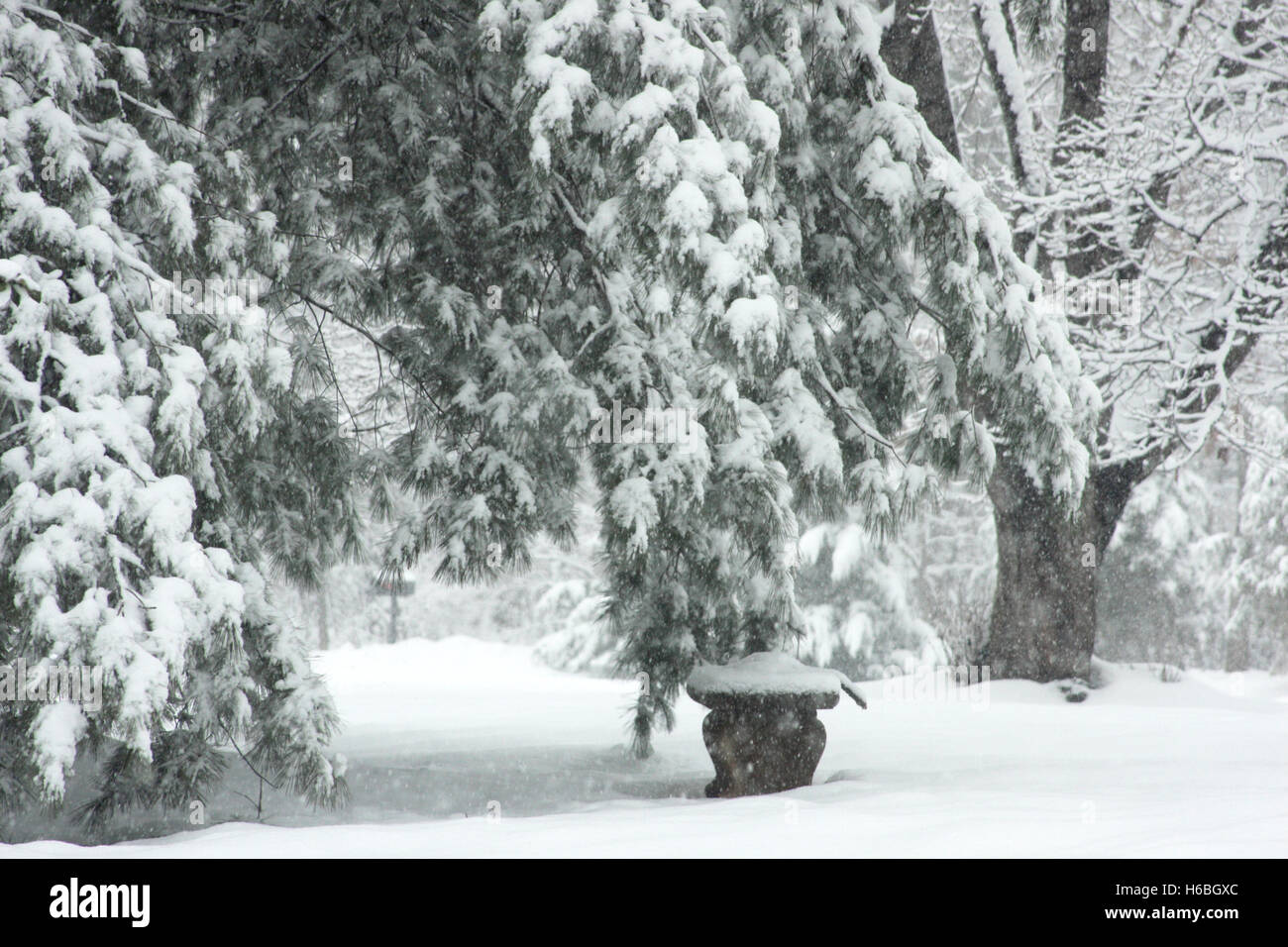 Small quiet snow covered village hi-res stock photography and images ...
