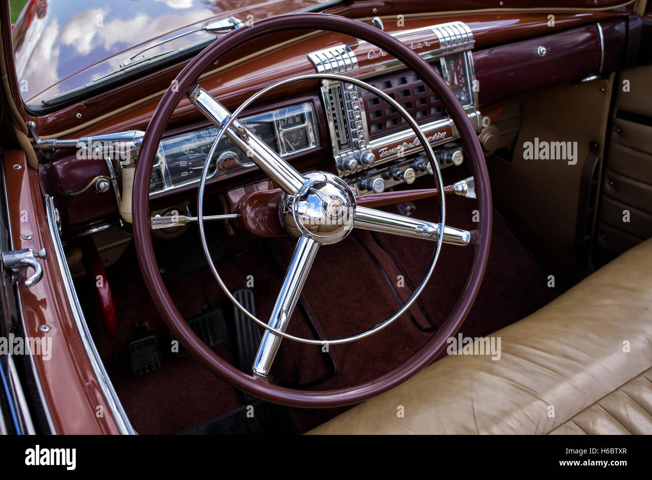 1947 Chrysler steering wheel and dashboard. Classic American car Stock Photo