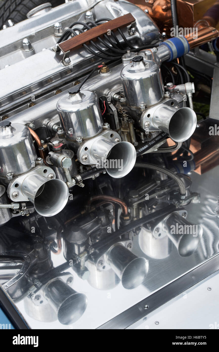 Classic jaguar engine hires stock photography and images Alamy
