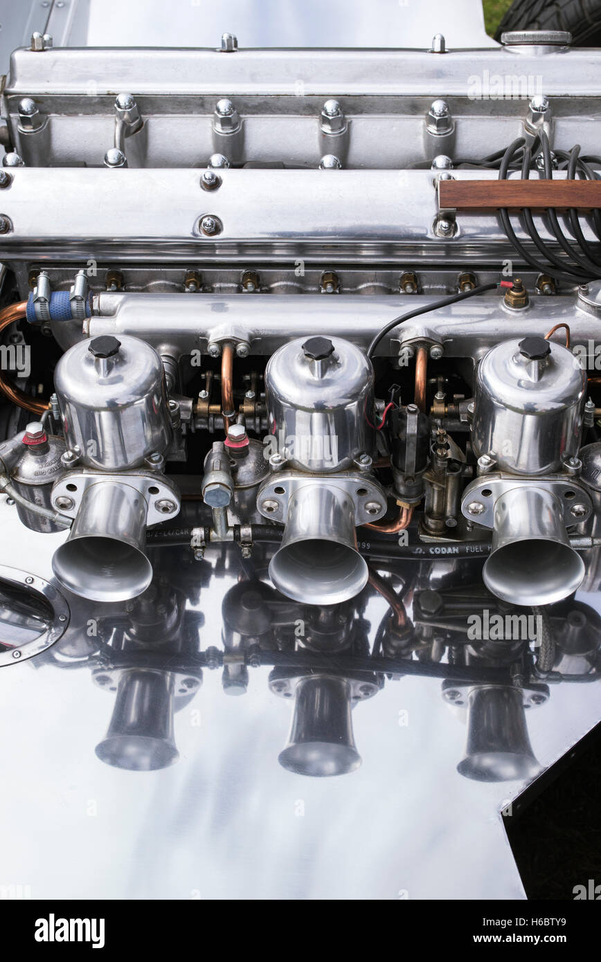 1977 Jaguar D Type replica car engine detail Stock Photo