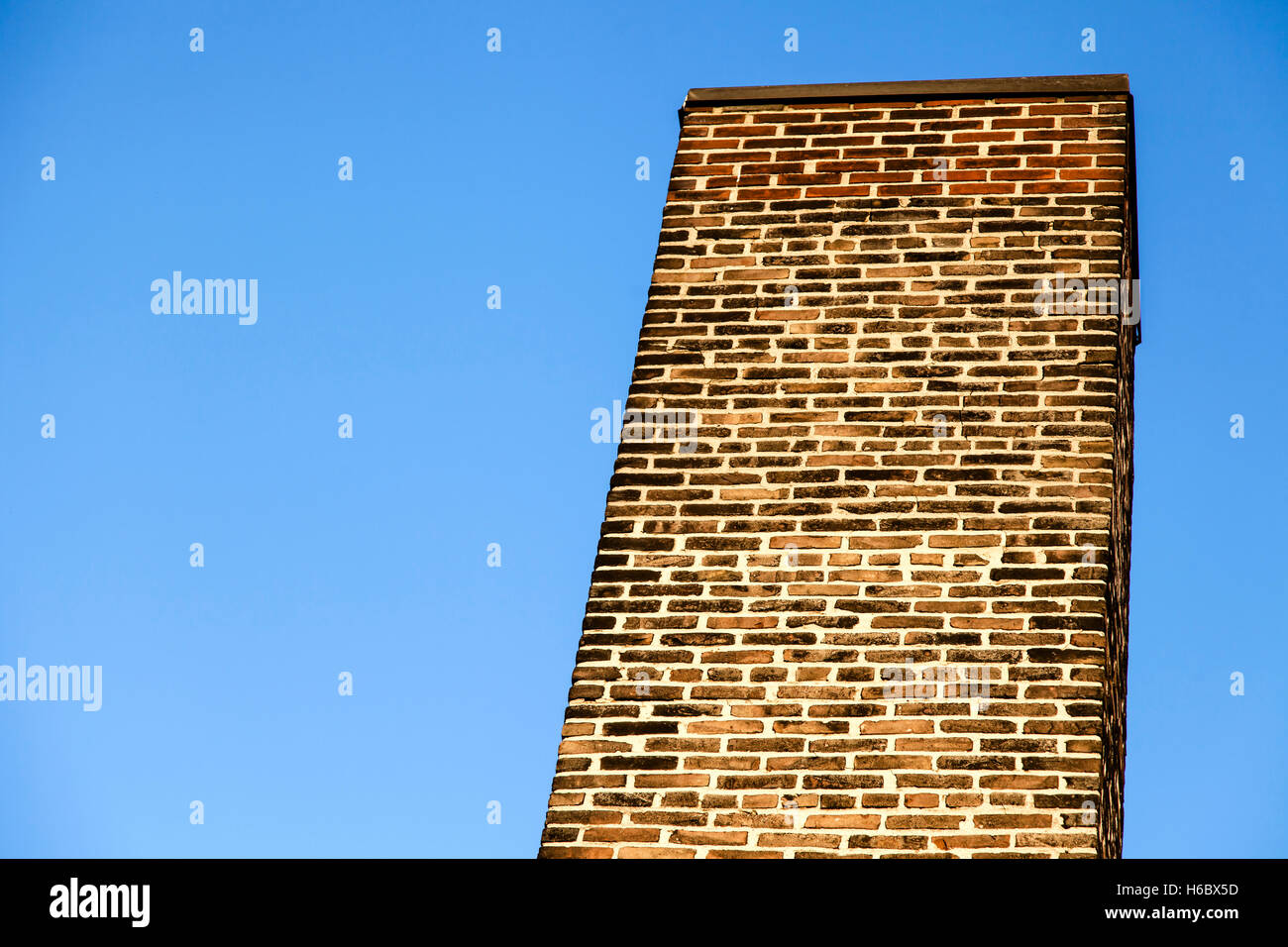 Brownstone chimney architectural detail Stock Photo Alamy