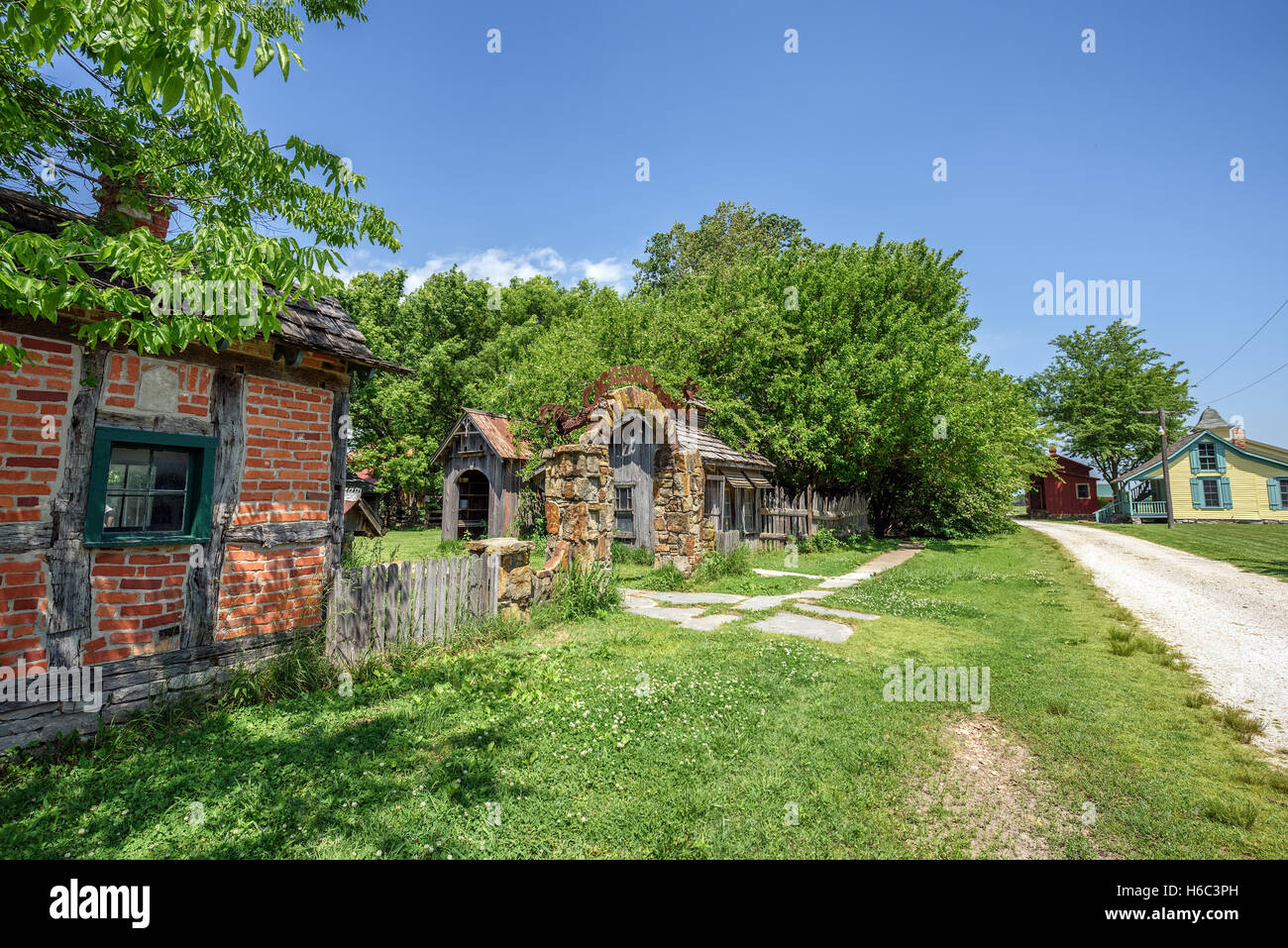 Cackleberry Arch Park - Red Oaks II, a village of relocated and restored buildings and other artifacts near historic Route 66. Stock Photo