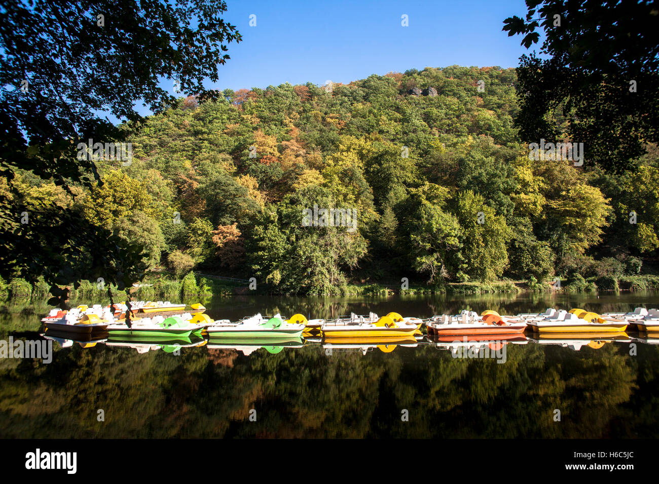 Germany, Ruhr Area, lake Hengstey, reservoir between the cities of Dortmund, Hagen and Herdecke, paddleboats. Stock Photo