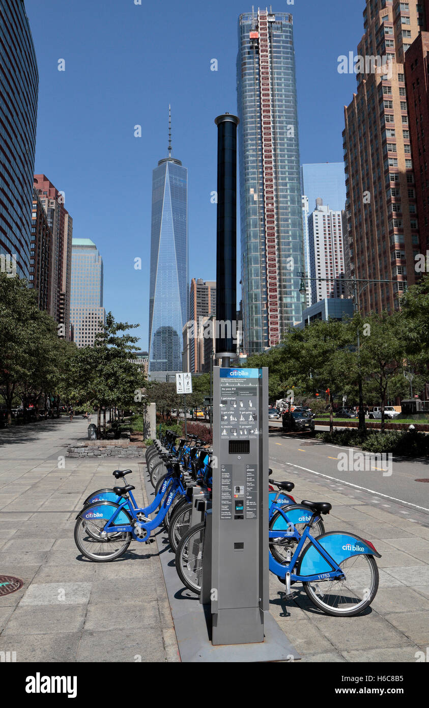 A New York Citi Bikes parking station with One World Trade Center, West