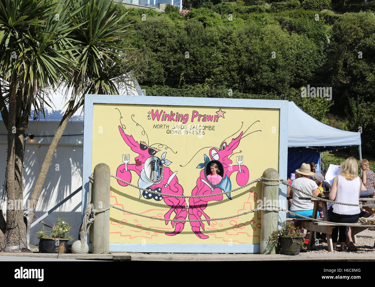 Welcome to the 'Winking Prawn' restaurant in Salcombe Stock Photo