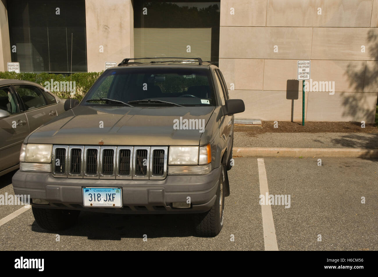 UNITED STATES OF AMERICA (USA), Middletown, Connecticut, CT, car