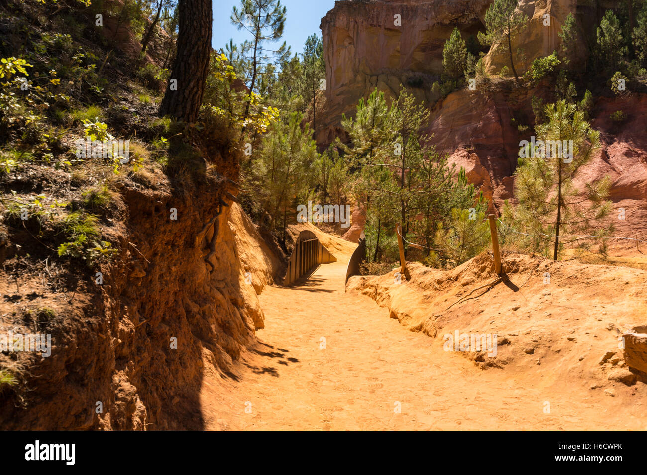 Red Ochre Dye High Resolution Stock Photography and Images - Alamy