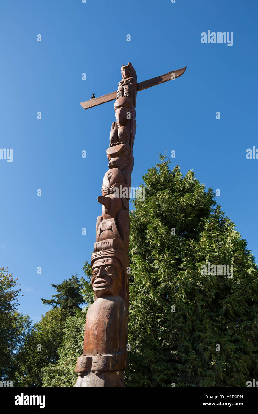 Vancouver, Canada: Rose Cole Yelton Memorial Pole at Brockton Point ...