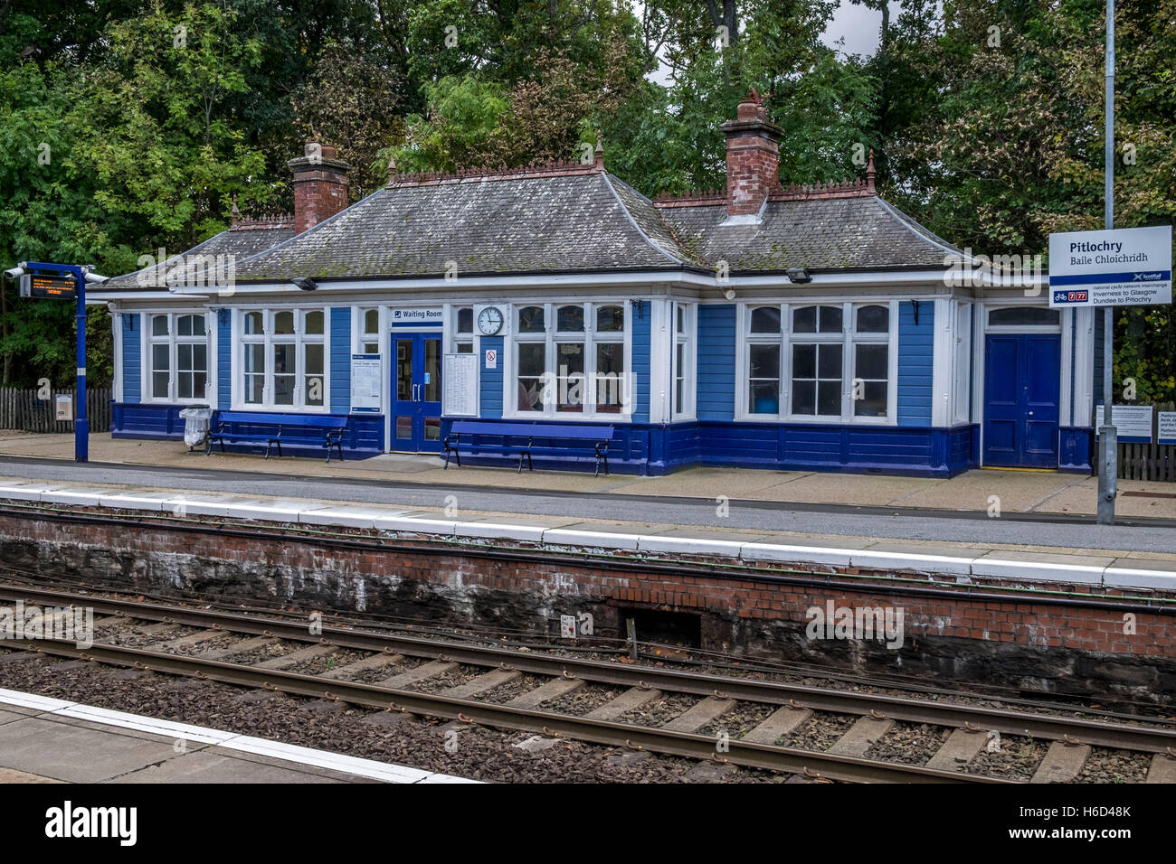 Pitlochry railway station Stock Photo - Alamy