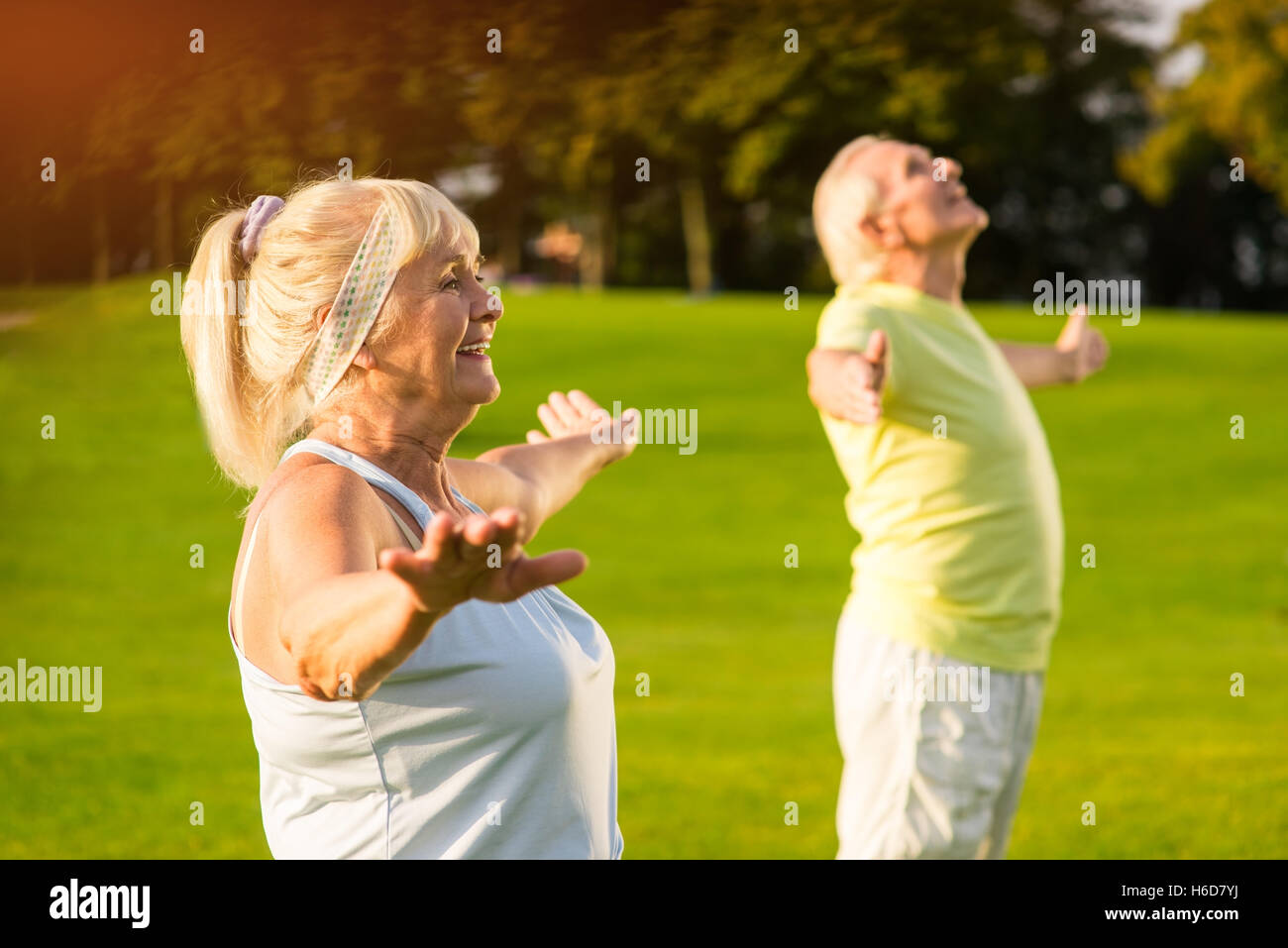 Arm outstretched hi-res stock photography and images - Alamy