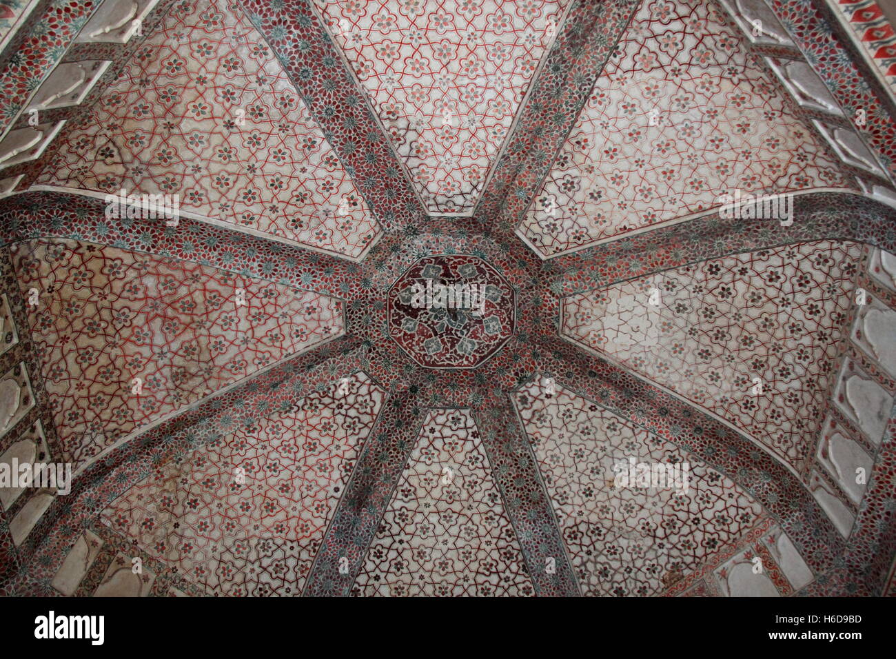 Zenani Deorhi (Ladies Apartments) ceiling, Amer (or Amber) Fort, Amer, Jaipur, Rajasthan, India, Indian subcontinent, South Asia Stock Photo