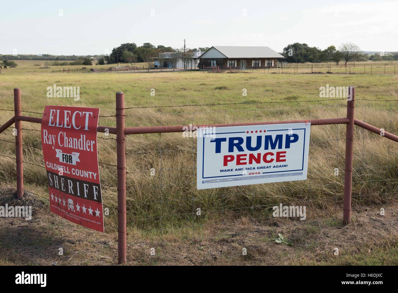 Sign on a Texas ranch fence supporting Republican presidential and vice presidential candidates Donald Trump and Mike Pence Stock Photo