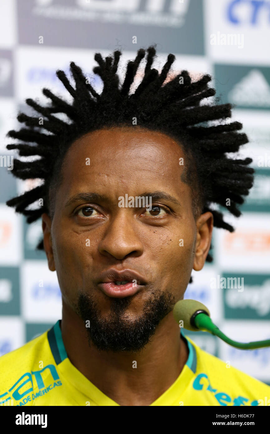 Sao Paulo, Brazil. 27th Oct, 2016. Palmeiras training Pictured player