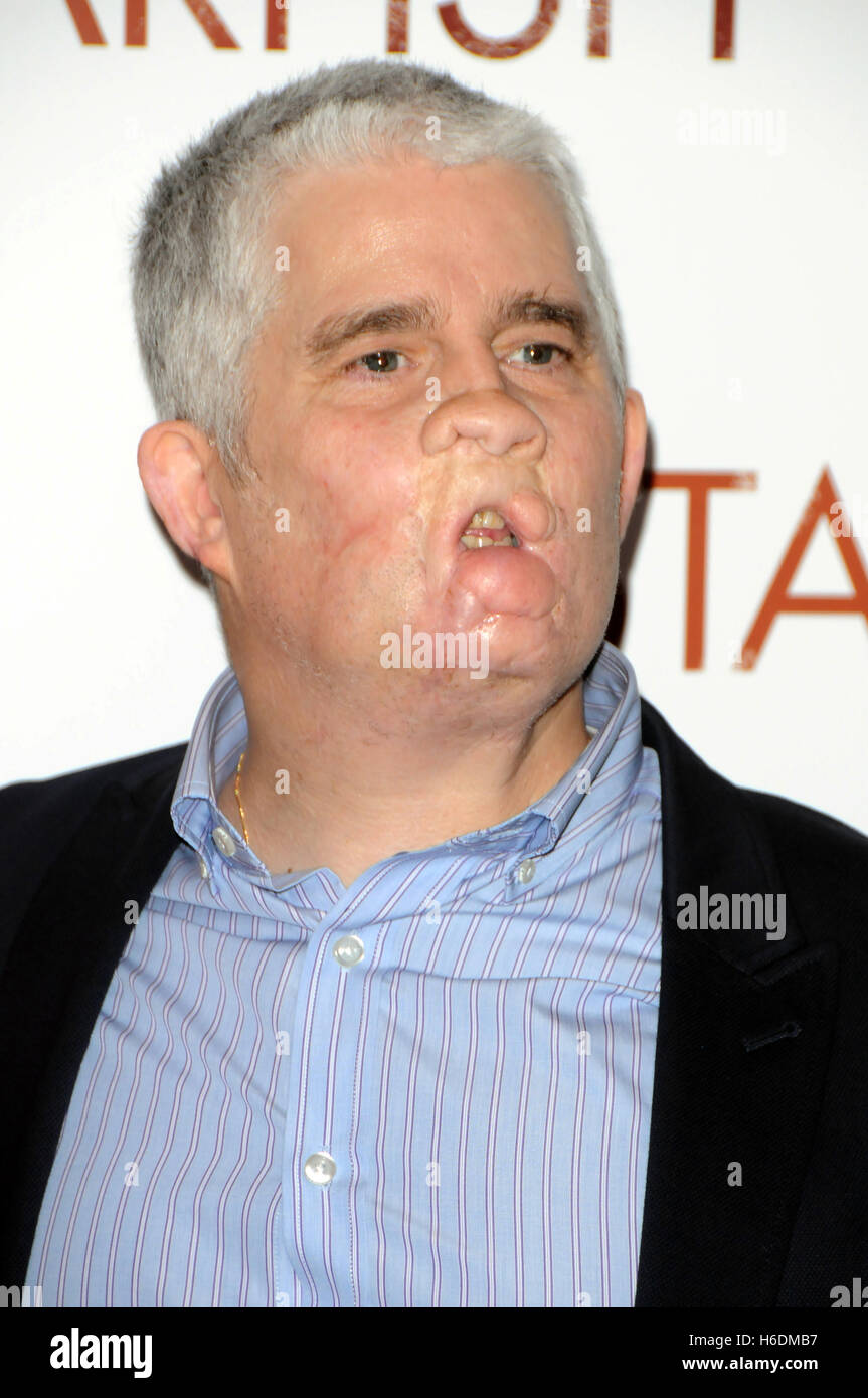 London, UK, 27/10/2016, Tom Ray attends the premiere of "STARFISH" at the  Curzon Cinema in Mayfair. Credit: JOHNNY ARMSTEAD/Alamy Live News Stock  Photo - Alamy