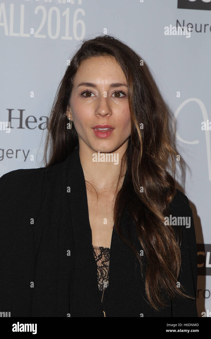 Beverly Hills, California, USA. 27th Oct, 2016. Troian Bellisario. 2016 UCLA Neurosurgery Visionary Ball held at the Beverly Wilshire Four Seasons Hotel. Photo Credit: PMA/AdMedia Credit:  Pma/AdMedia/ZUMA Wire/Alamy Live News Stock Photo