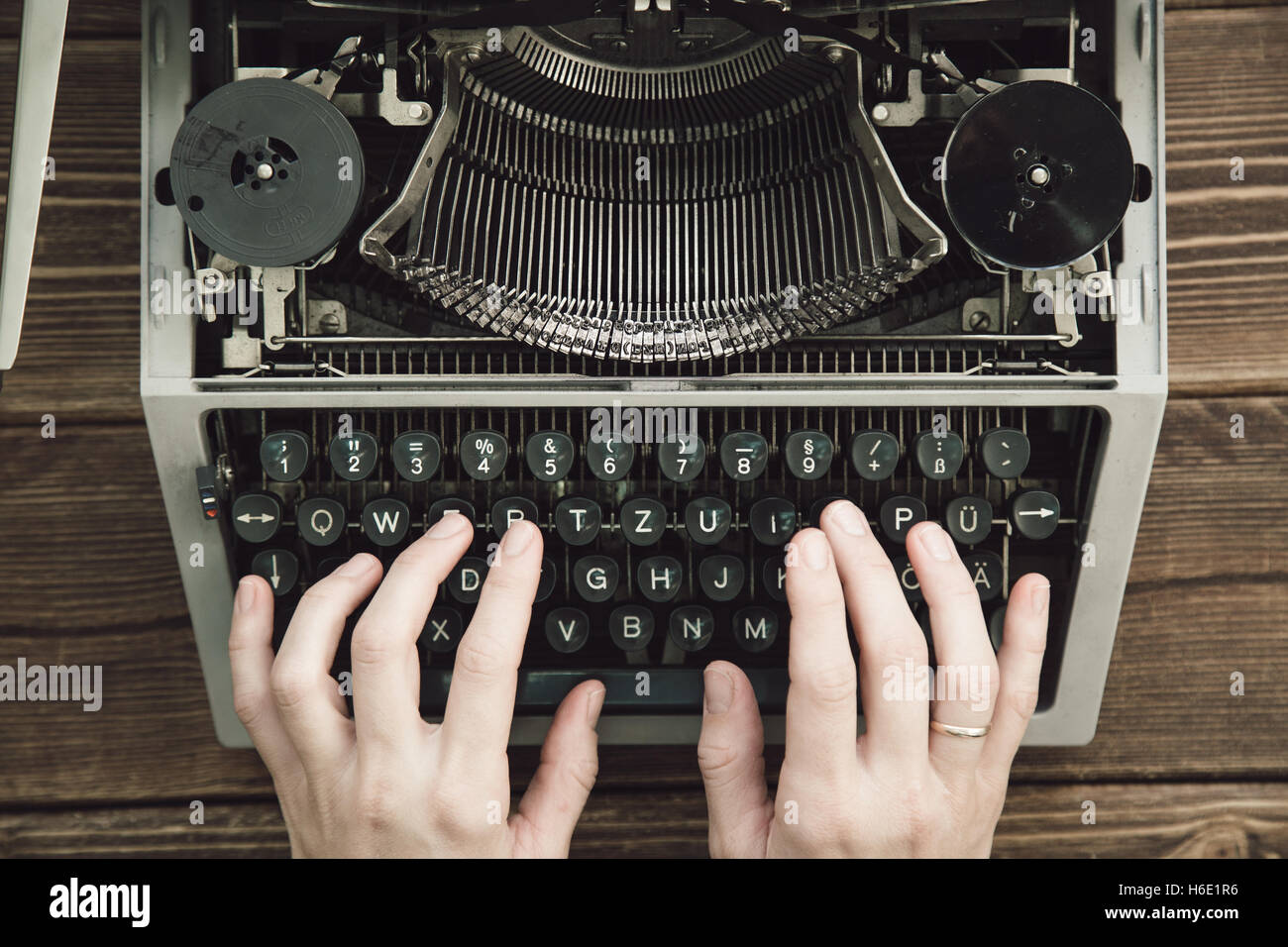 Typing writer hi-res stock photography and images - Alamy