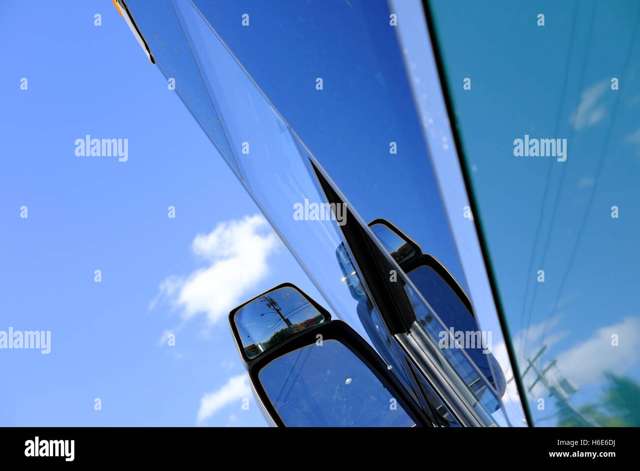 Side view mirror bus hi-res stock photography and images - Alamy