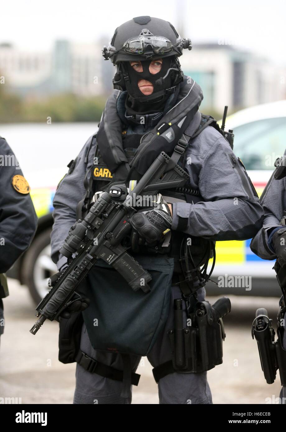 Members of the Garda Emergency Response Unit and Regional Armed Support
