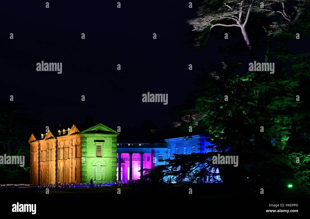 Compton Verney's 18th century mansion in Warwickshire is lit up in ...