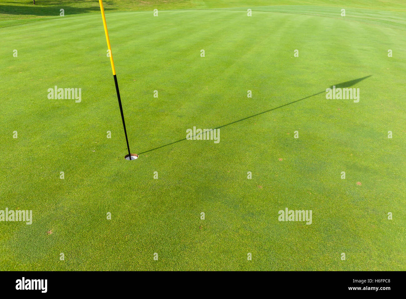 Putting green hole hires stock photography and images Alamy