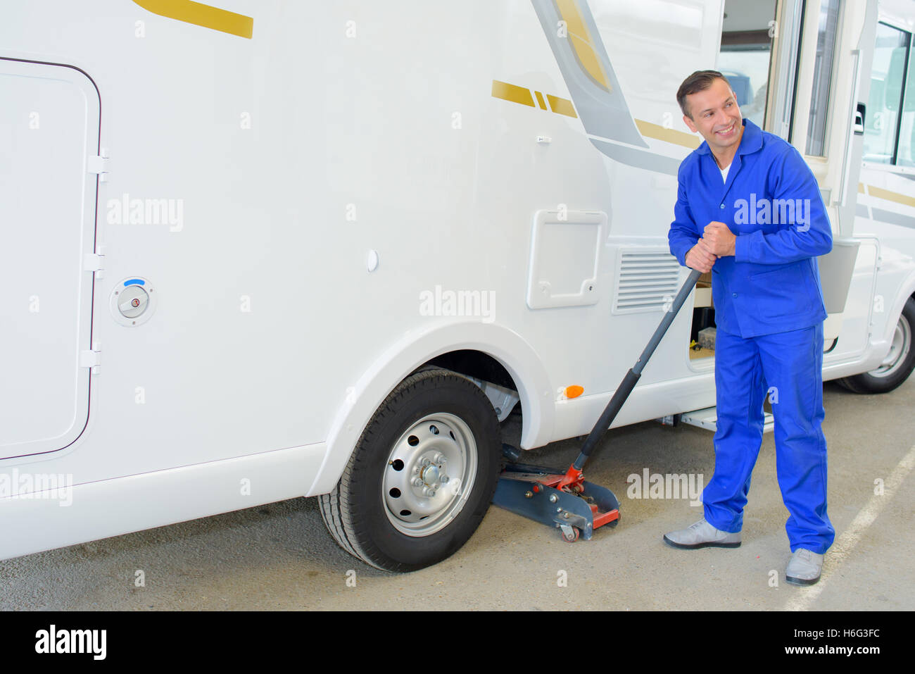 lifting a camper van Stock Photo Alamy