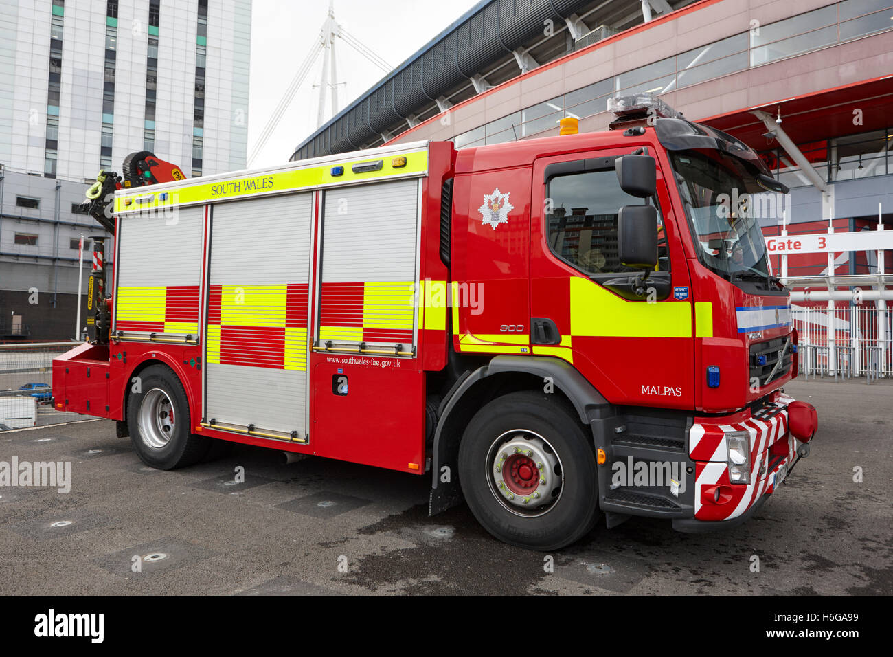 south wales fire service rescue tender from malpas station Cardiff Wales United Kingdom Stock Photo