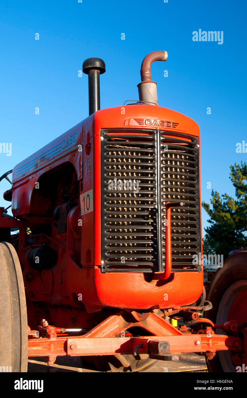 1943 La Case tractor, Great Oregon SteamUp, Antique Powerland, Brooks