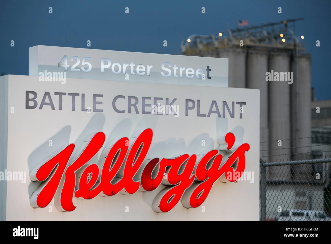 A logo sign outside of the Kellogg's Battle Creek Plant in Battle Creek, Michigan on October 16, 2016. Stock Photo