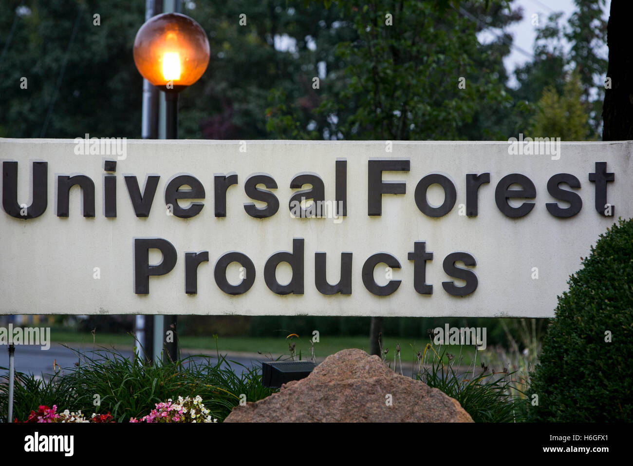 Universal forest products hires stock photography and images Alamy