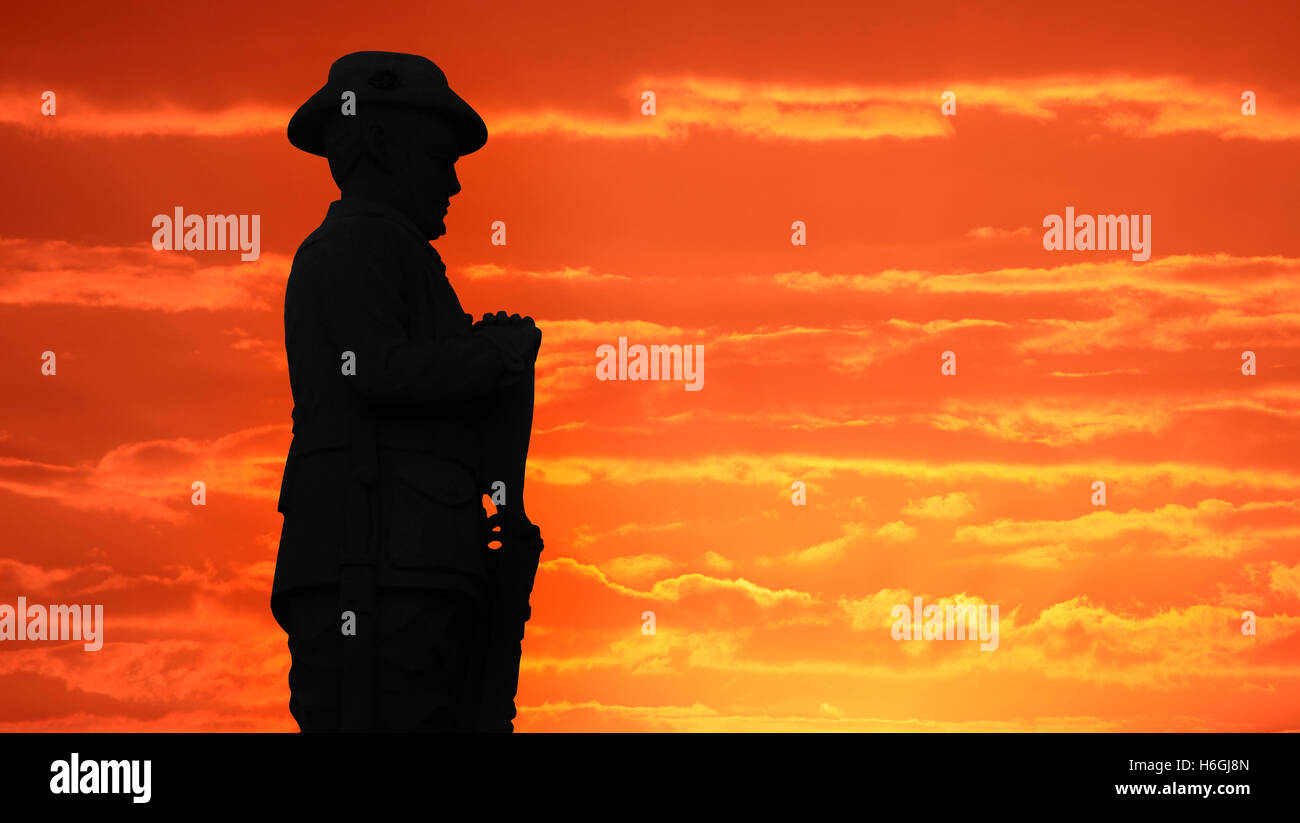 Remembrance soldier silhouette hi-res stock photography and images - Alamy