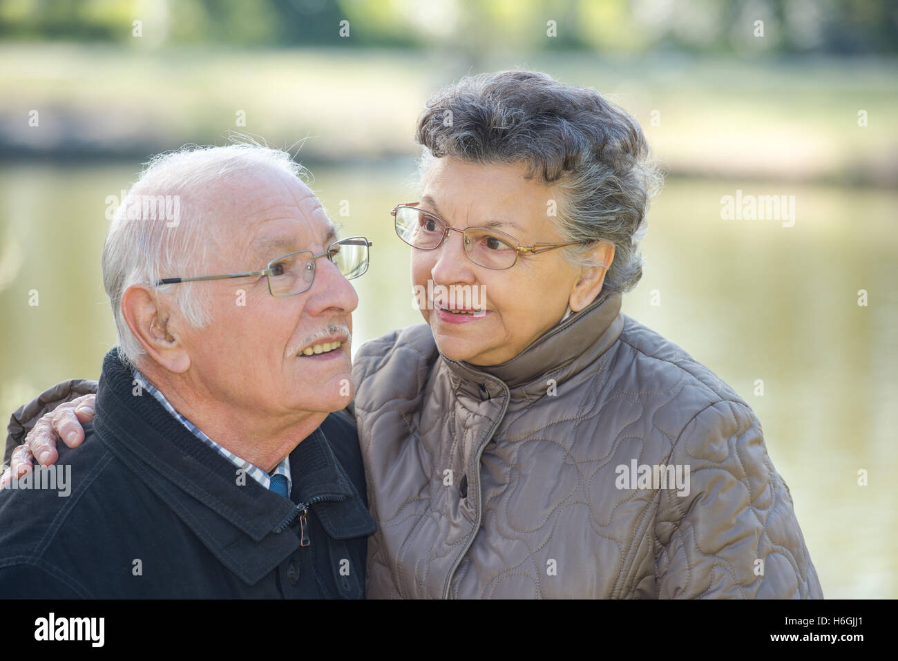 Elderly couple outing hi-res stock photography and images - Alamy