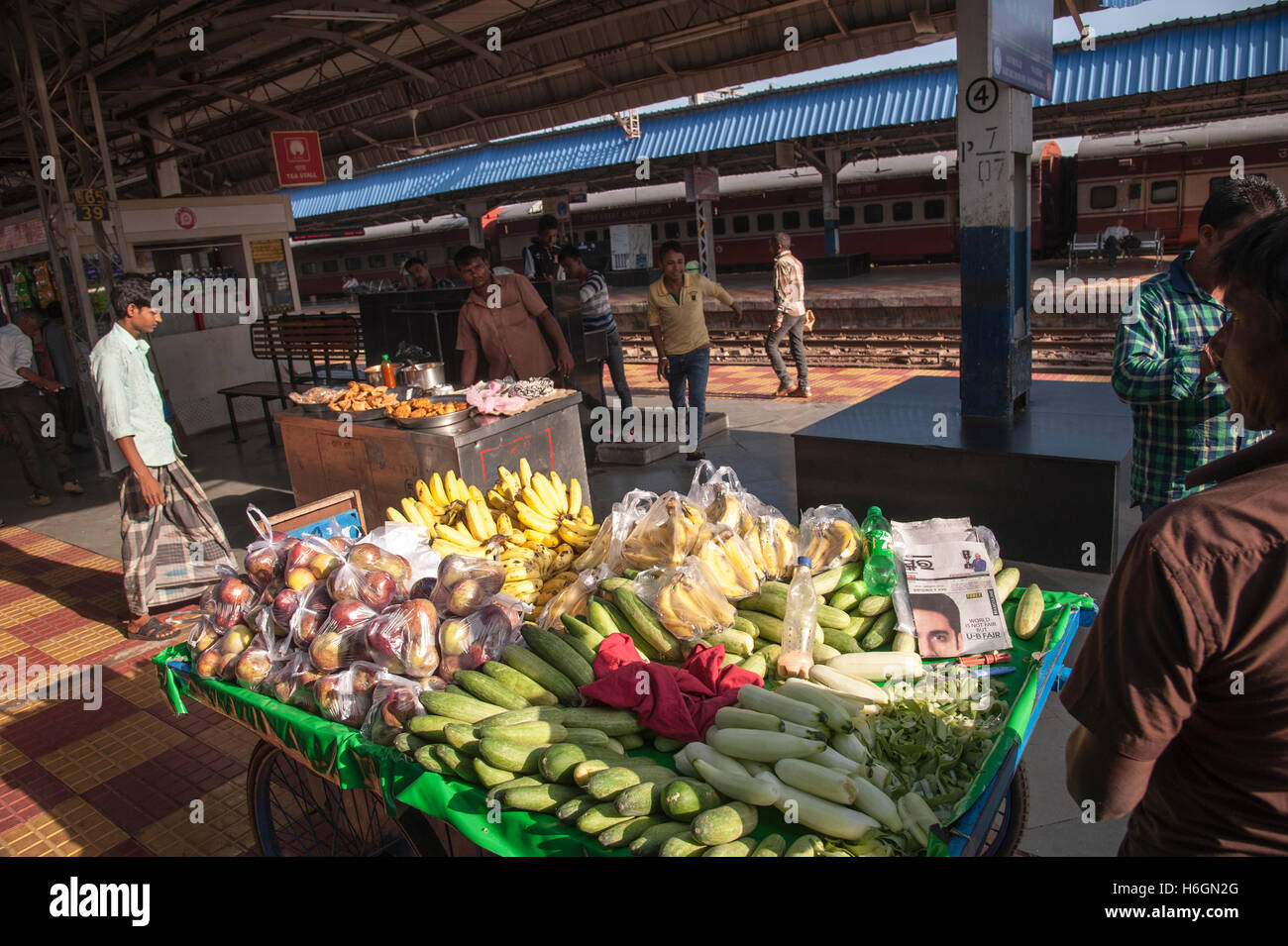 mobile fruit vendor with cart at Platform of Durg Railway Station