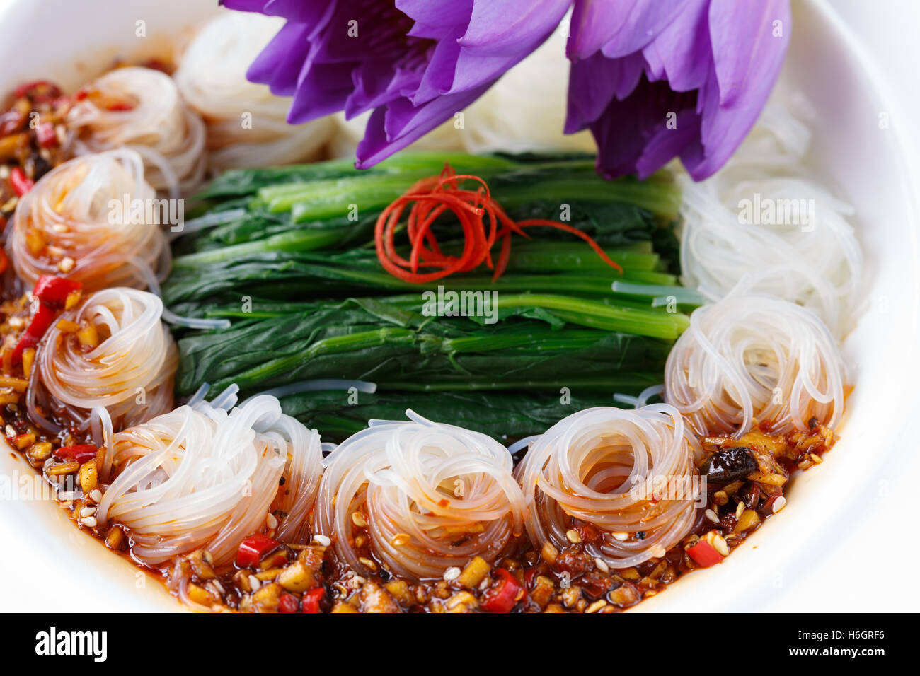 Vegetable dish, Chinese cooking Stock Photo Alamy